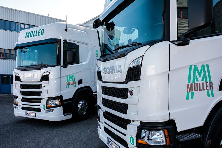 Zwei Scania LNG-Lkw für Müller Transporte