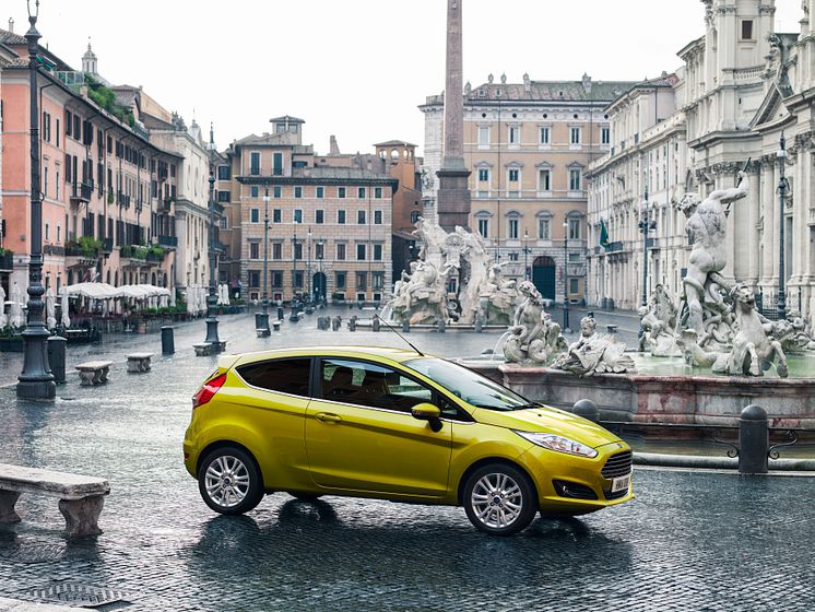 Uusi Ford Fiesta - Euroopan myydyin pikkuauto vuonna 2012