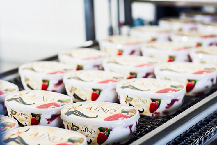 AINO jäätelöitä tuotetaan Nestlén tehtaalla Turengissa