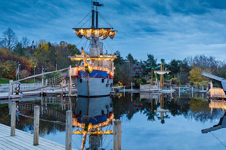 Piratenschiff im Winter