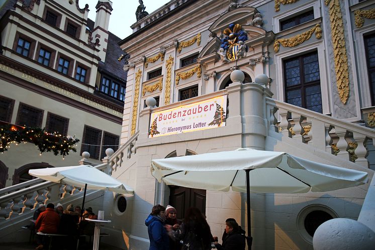 Leipziger Weihnachtsmarkt - Lotterbude vor der Alten Börse