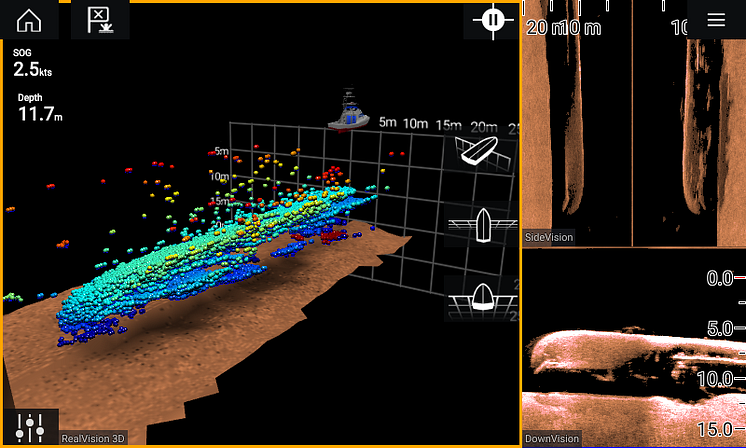 High res image - Raymarine -  Sphere Mode enlarges the size of individual 3D sonar returns for better visibility.