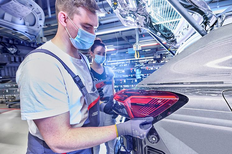 Produktionen af Audi Q4 e-tron foregår på den CO2-neutrale multi-brand fabrik i Zwickau