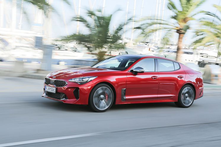 Kia Stinger_126