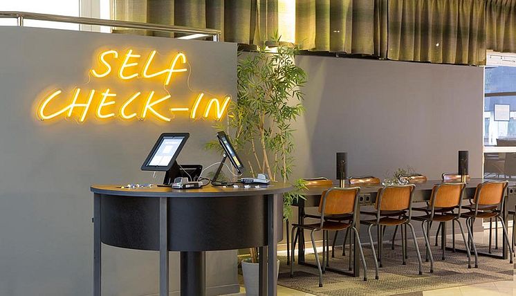 Self Check-In and workspace at Comfort Hotel Xpress Stockholm