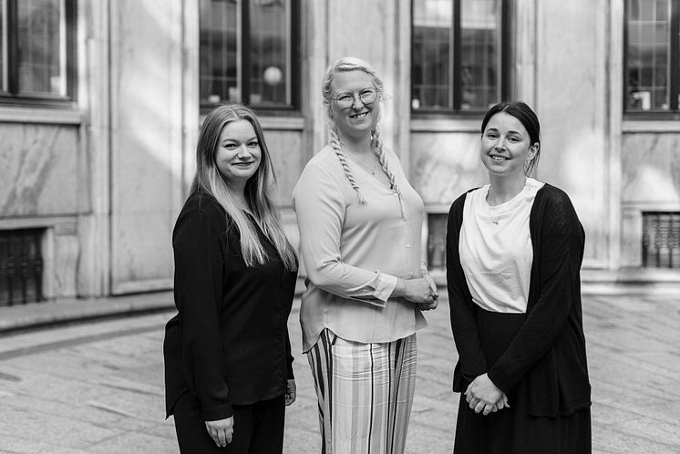 Juryn bestående av Tina Johansson, Emma Ziemann och Frida Winters