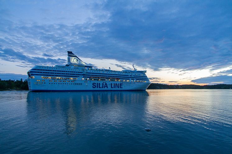 TS_Ships_SILJA SYMPHONY Mariehamn 240615 IMG_1245 Marko Stampehl