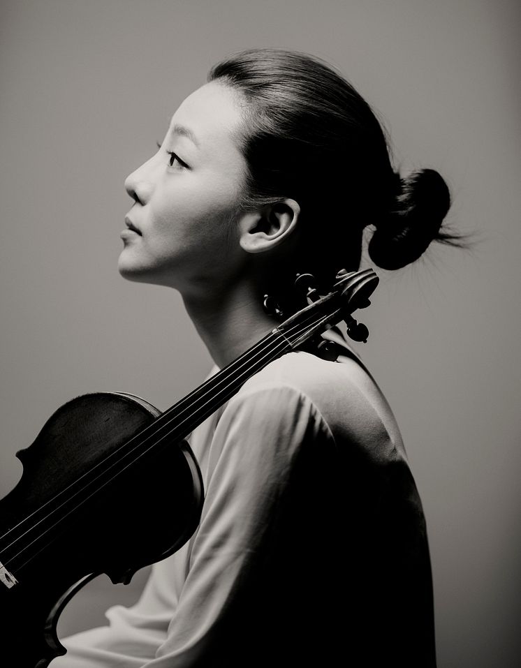 Clara-Jumi Kang