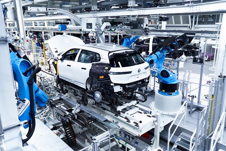 BMW iX i produksjon