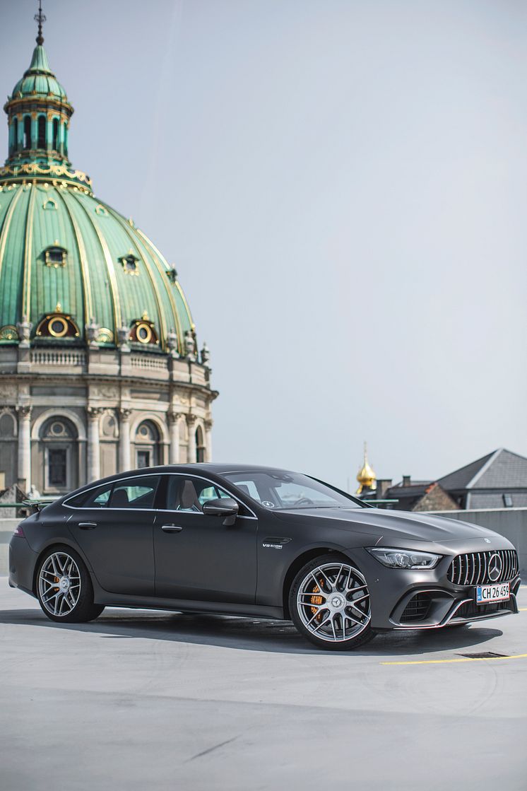 Mercedes-AMG GT 63 s