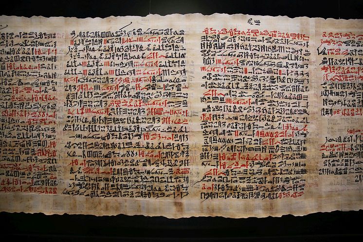 Universitätsbibliothek Leipzig - Schauraum Papyrus Ebers