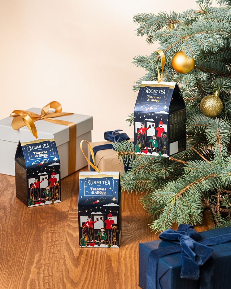 Julgranshange-te-lifesyle-KusmiTea-Beriksson3.jpg