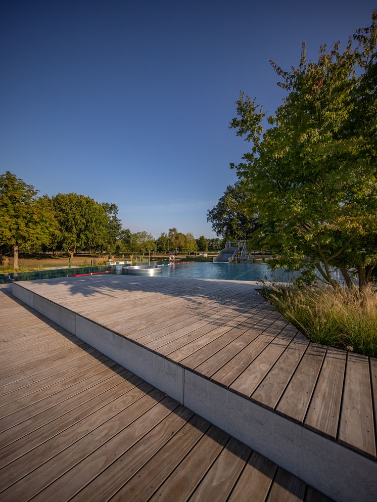 Schwimmen und Schwärmen im Badepark Berenbostel