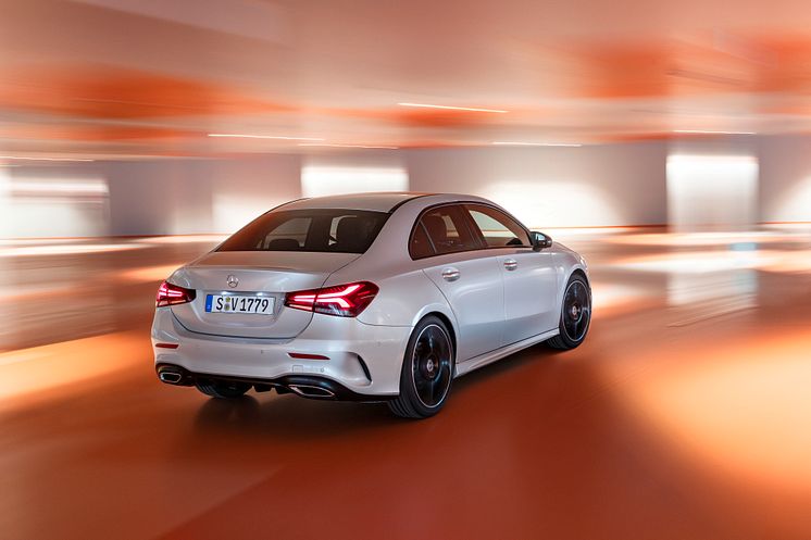 Mercedes-Benz A-Klass Sedan3