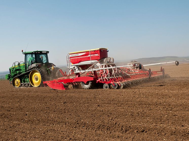 Pöttinger Terrasem Fertilizer