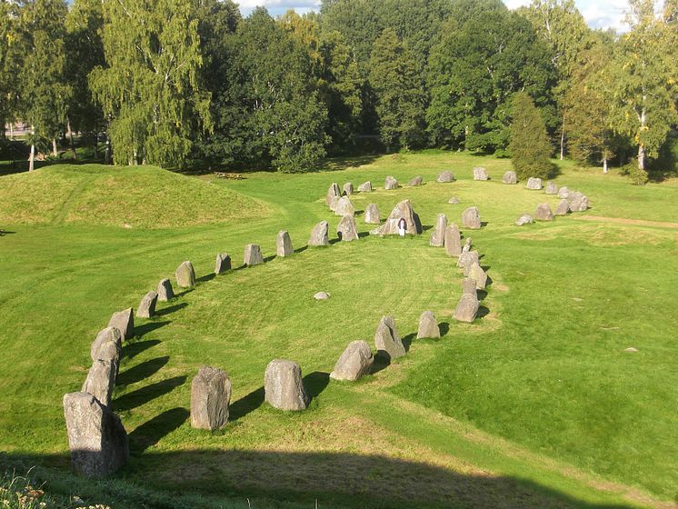 Anundshög_skeppssättning_.jpg