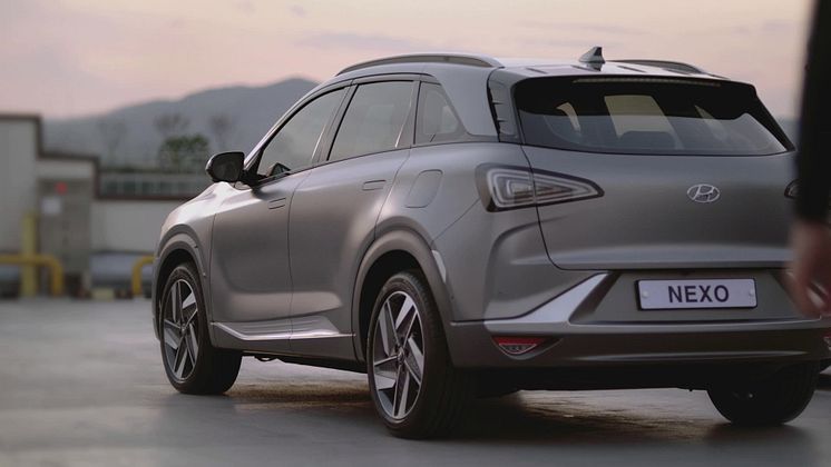 Introducing Hyundai NEXO (video)