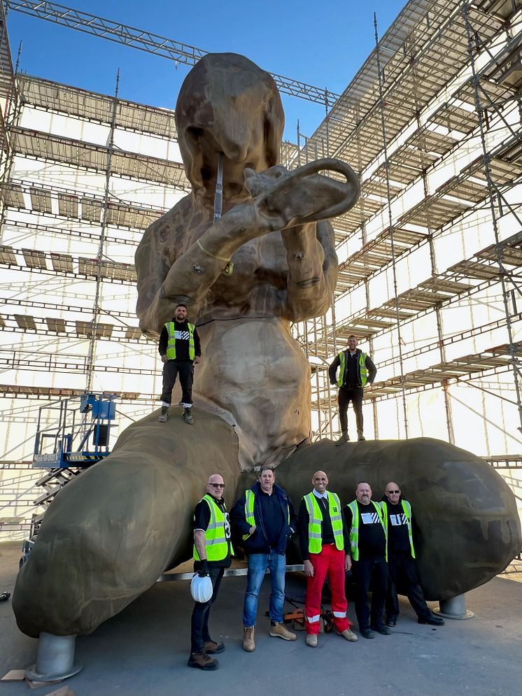 The Mother is in Oslo, being assembled into one piece.