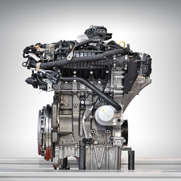 ECOBOOST 1,0 - INTERNATIONAL ENGINE OF THE YEAR 2013 - 1