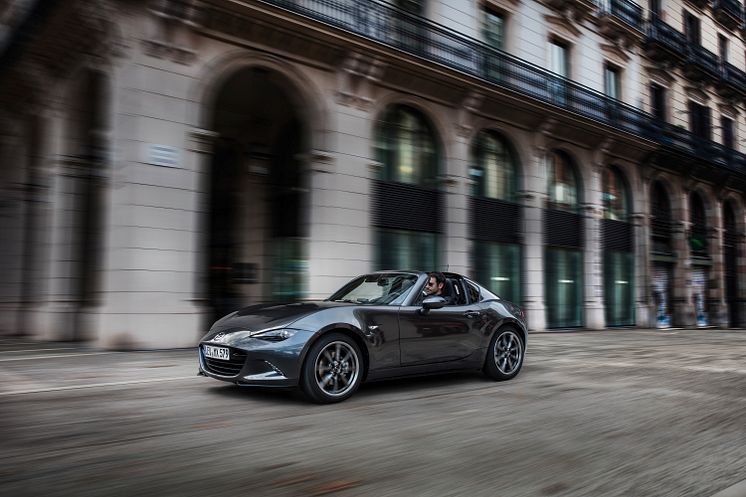 2017_MX5_RF_Machine Grey Metallic