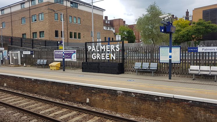 Palmers Green station improvements