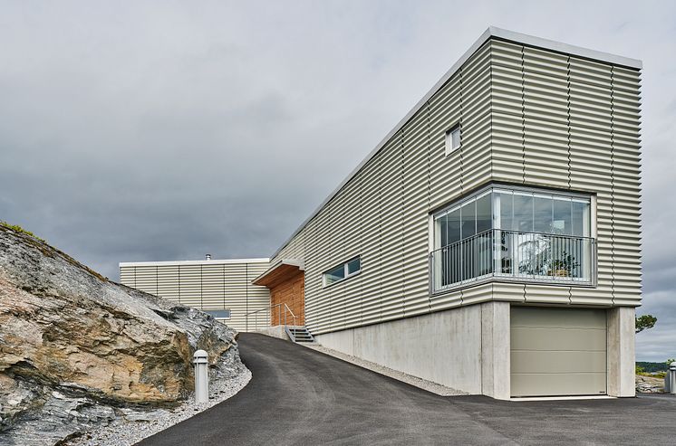 Algeröds hus uppfart