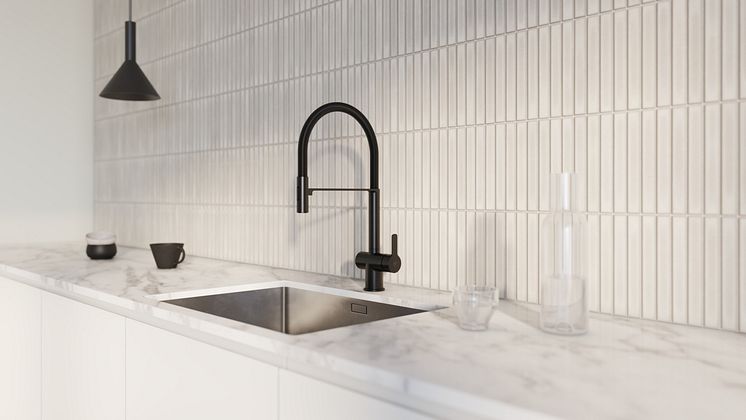 Gustavsberg_Estetic_Kitchen_Mixer_Pull-off_MattBlack