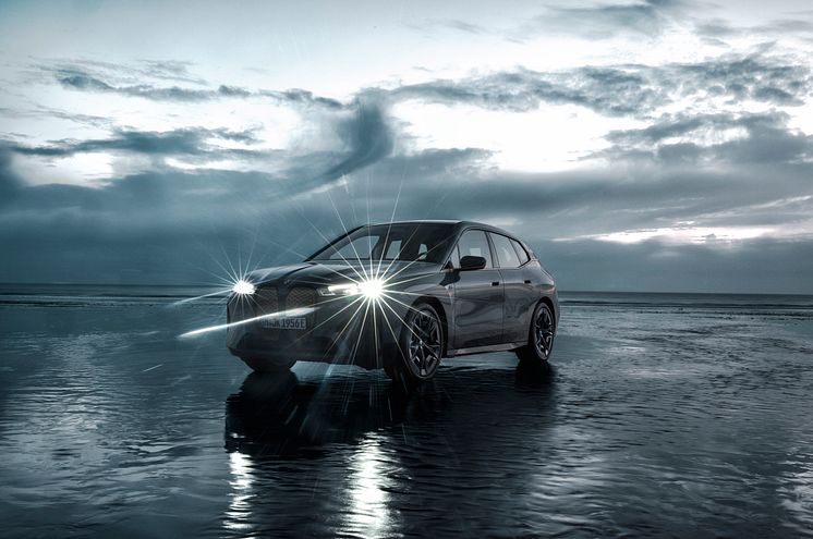 P90446808_highRes_the-new-bmw-ix-m60-0.jpg