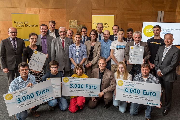Foto: Die Preisträger des Bürgerenergiepreises Unterfranken 2015