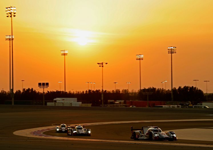 WEC Bahrain 2015 - Audi R18 e-tron quattro #7, Marcel Fässler, André Lotterer, Benoît Tréluyer