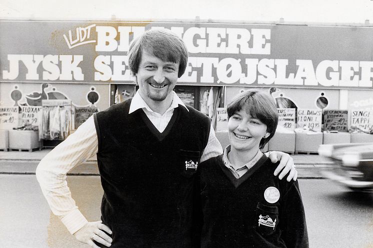 Lars Larsen ja hänen vaimonsa Kristine ensimmäisen JYSK-myymälän avajaisissa 1979.