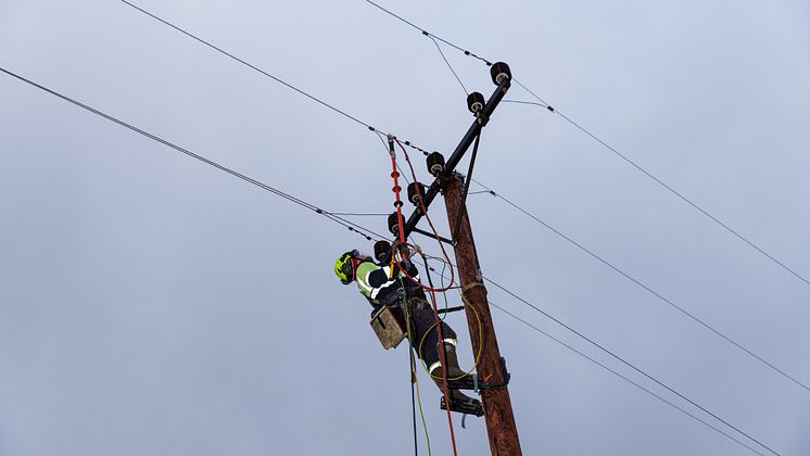 Energimontør i stolpe