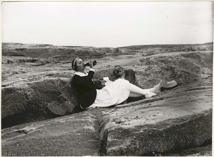 Utflykt till Kåkarne, Ryland, Grebbestad. Fotograf Adolf Hugo Magnusson. Göteborgs stadsmuseum. Public Domain_.jpg