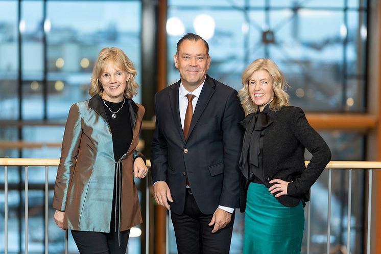 Lena Gumaelius, prorektor, Paul Pettersson, rektor, och Helena Jerregård, vice rektor för samverkan.jpg