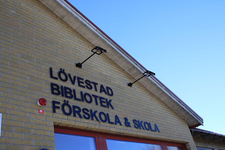 Lövestad bibliotek, skola och förskola