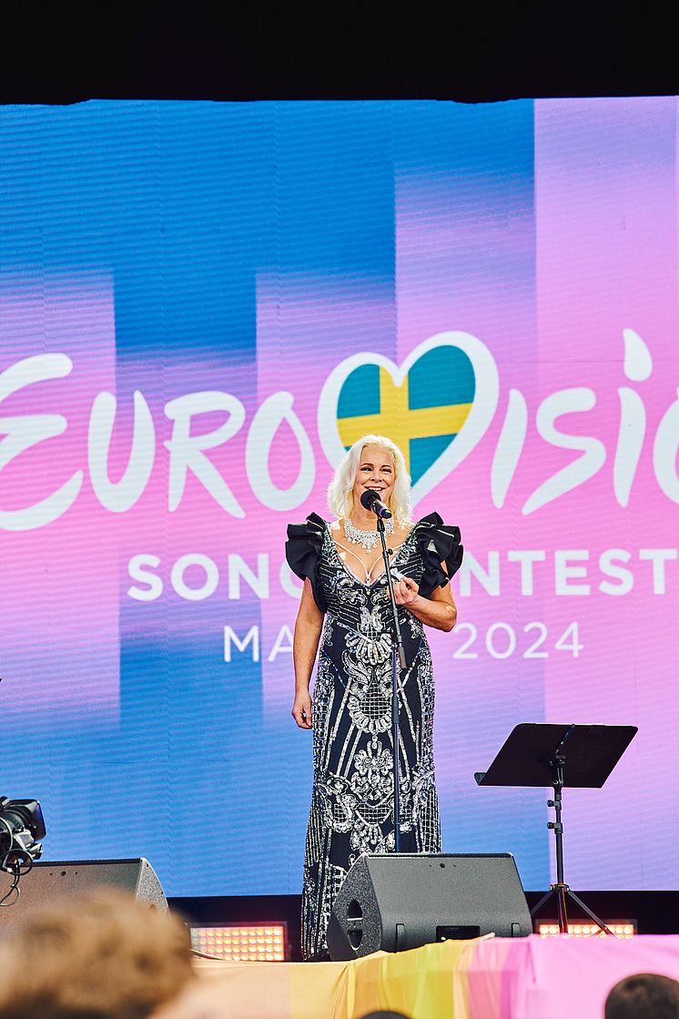 ESC_2024_day1_Invigning_MalenaErnman.jpg