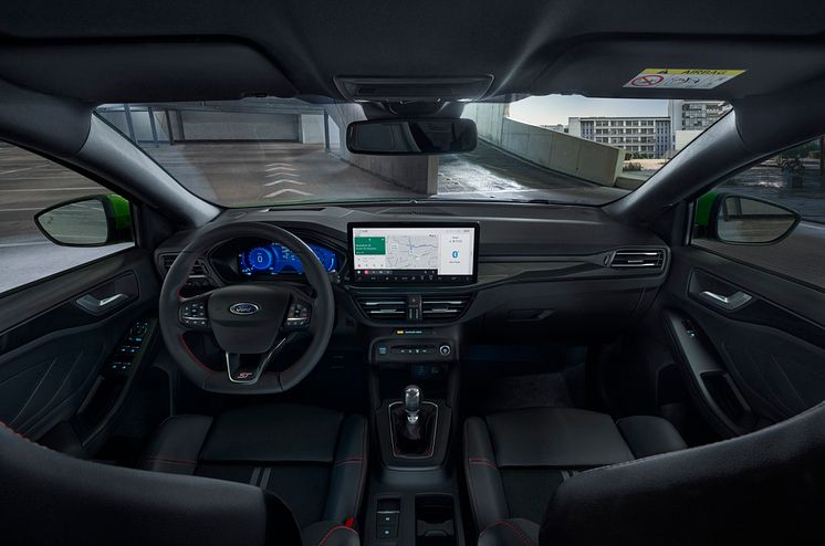 2021_FORD_FOCUS_ST_INTERIOR_01