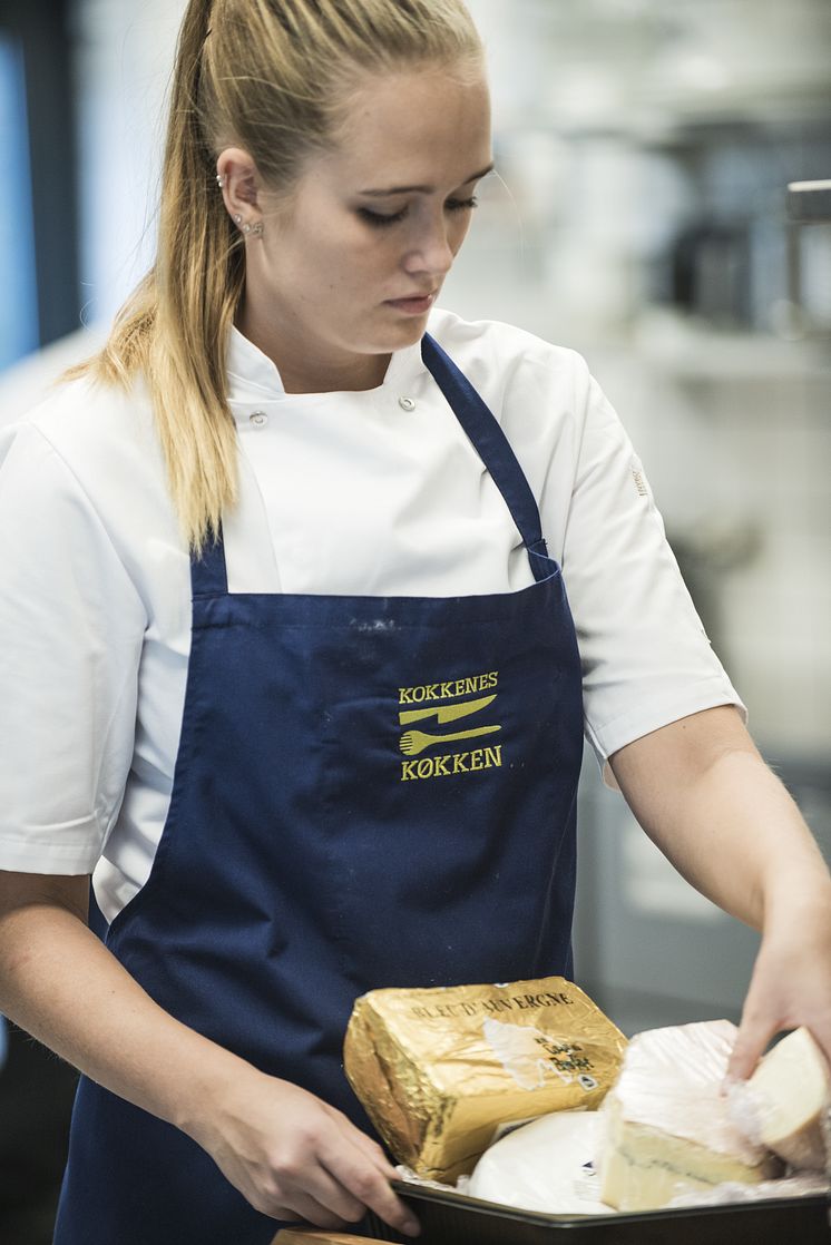 22-årige Nicole Højbjerg Pedersen er til daglig caterelev i Kokkenes Køkkens kantine hos Mærksk Drilling