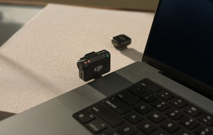 DJI Mic Mini （1TX+1RX）Connecting with laptop.jpg