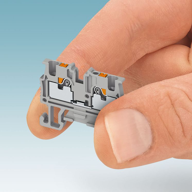 IC- PR5435GB- Small terminal blocks for maximum benefits (04-22)