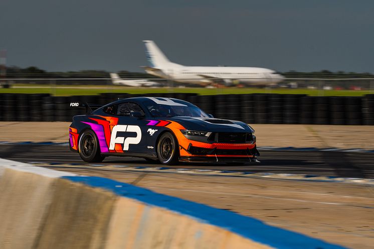 2023 Ford_Mustang GT4 (31)