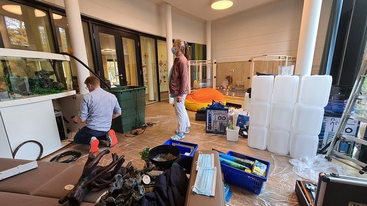 Buntes Aquarium im Kinderhospiz erfreut Kinder, Gäste und das Bärenherz-Team