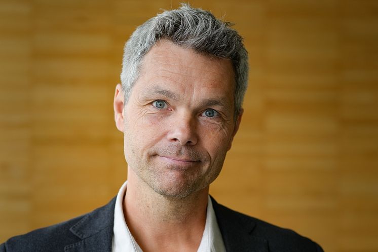 Egil Gry 1 beskuren.jpg