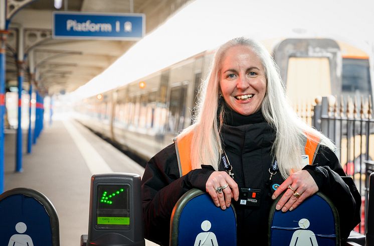 Susan Knapman works at the gateline at King’s Lynn station 