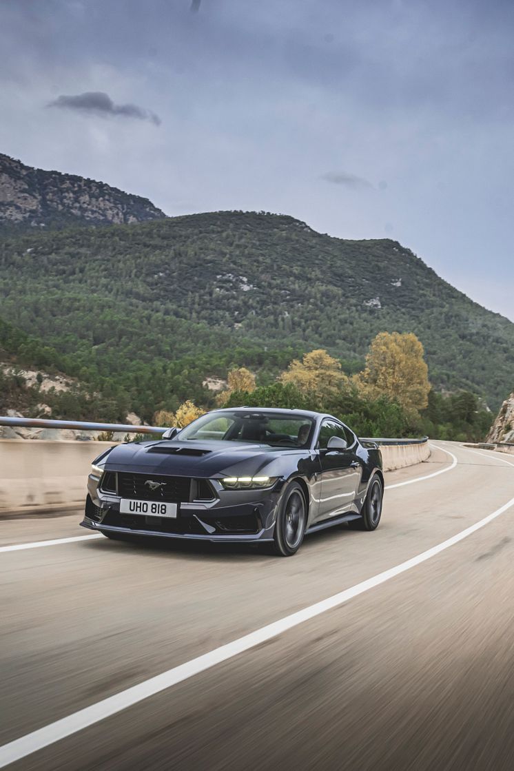 2024 FORD MUSTANG DARK HORSE (5)