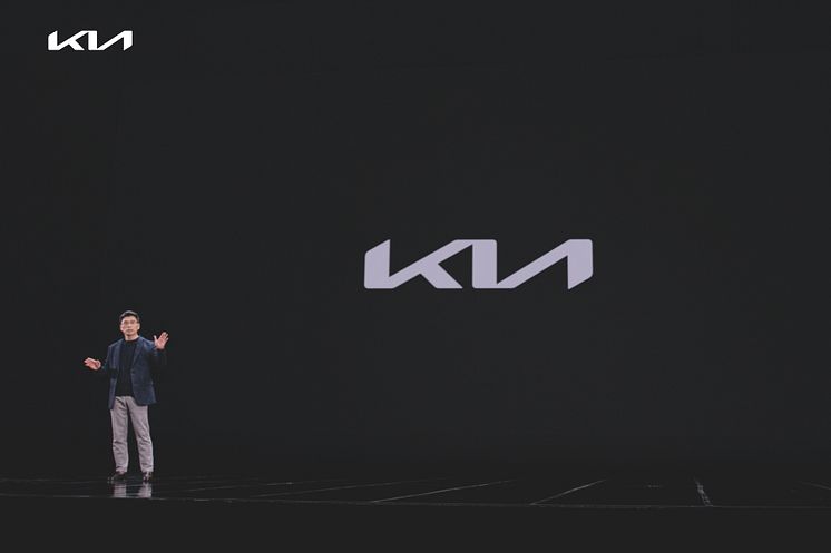 Kia new brand_Ho Sung Song_3600x2400-3