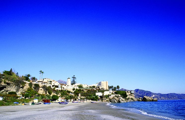 Playa de la Torrecilla, Nerja, Malaga, Andalusien