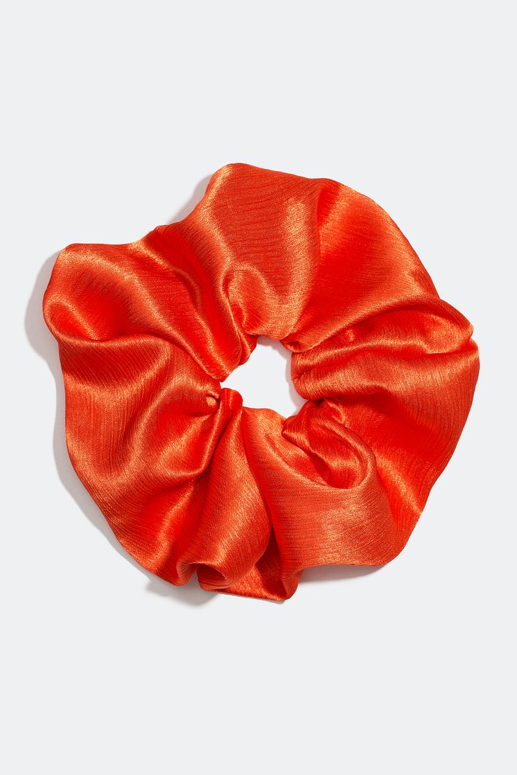 Mega scrunchie 99,90 sek 