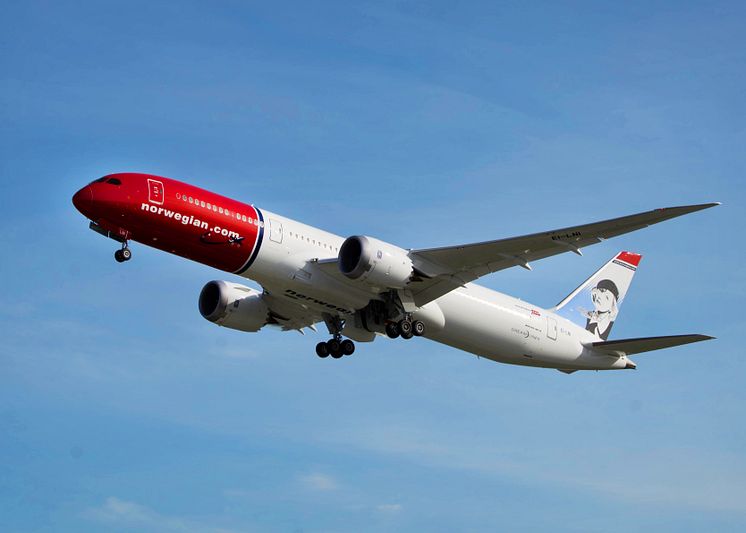 Norwegians første 787-9 letter fra Seattle. Foto: Atle Straume