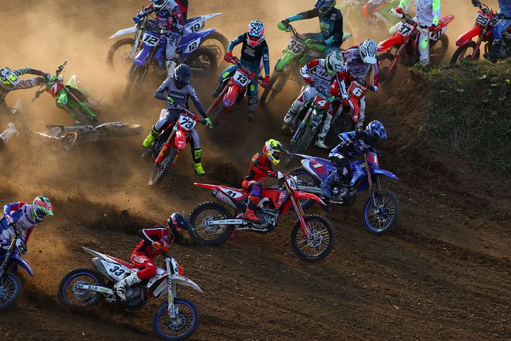 2024102102_002xx_JMX_Rd8_ウィルソン選手_4000.jpg